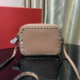 Picture of Valentino Handbags _SKUfw156548527fw